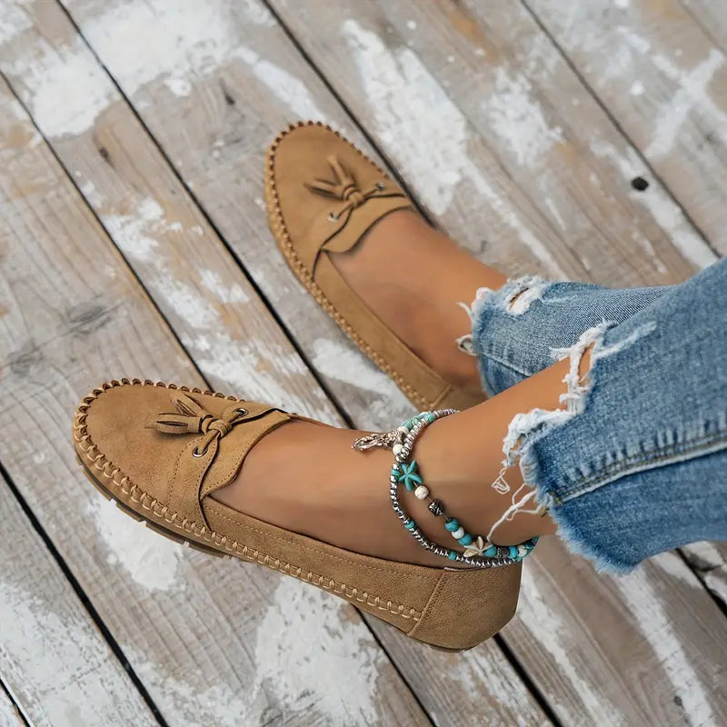 Coastal Comfort – Moccasin-Style Loafers